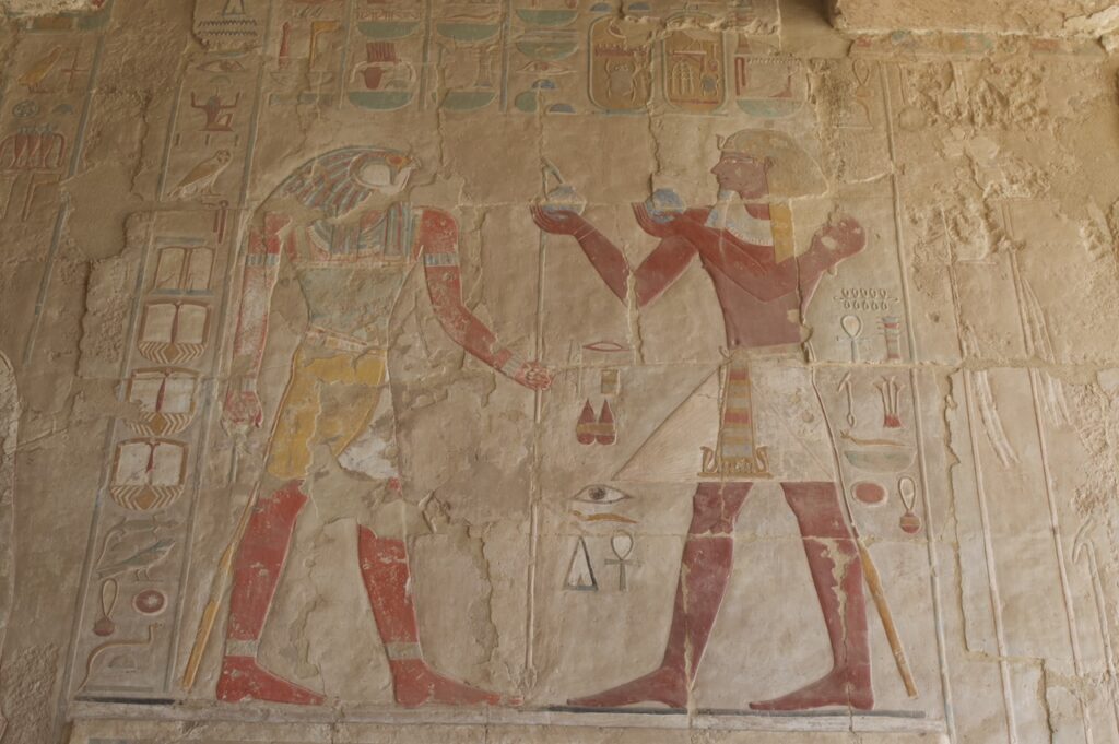 Horus offering scene